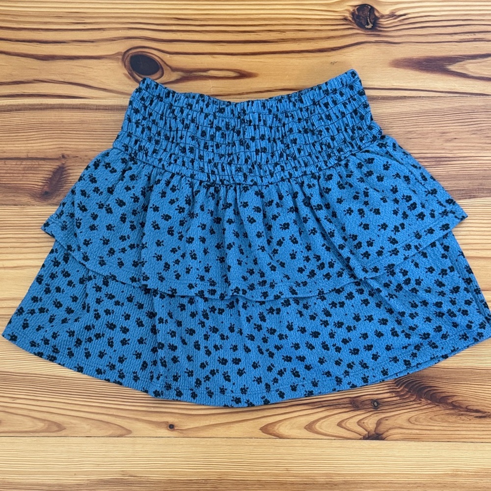 EUC Zara Black and Blue Patterned Mini Skirt Girls size 10 skort